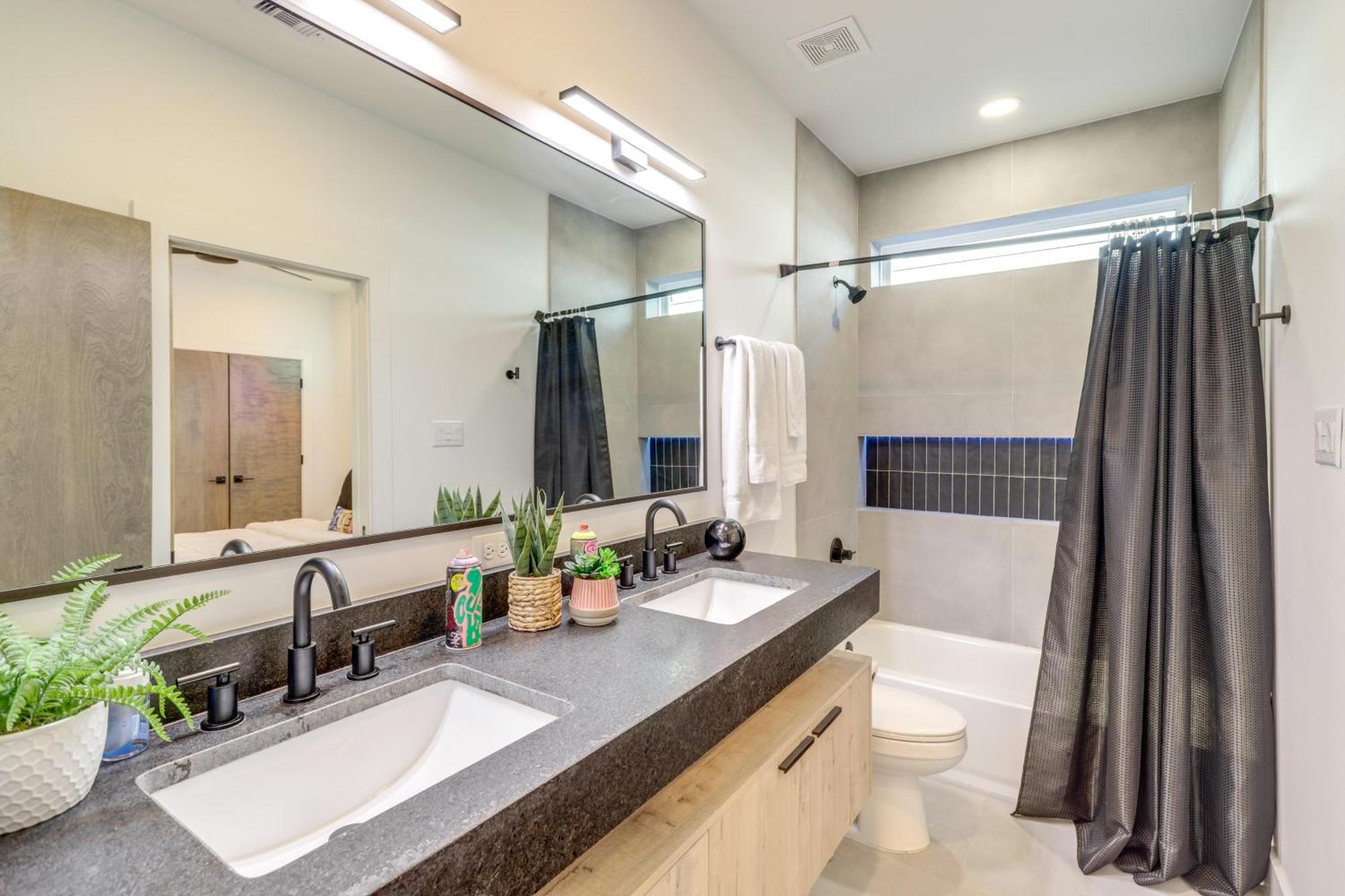 3 Mi To Dtwn Modern Townhome With Yard In Houston Kültér fotó